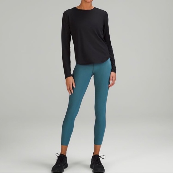 ⬇️⬇️NEW Lululemon size 8 base pace tight 25inch - Picture 7 of 10